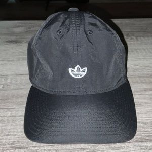 Adidas Sporty Black Nylon Baseball Cap - Active Comfort with Iconic Three Stripe